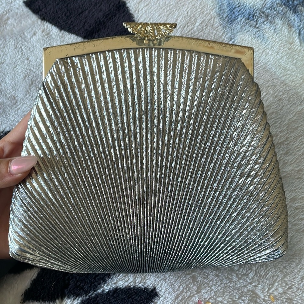 Vintage Macys silver purse 👛🤍🫧